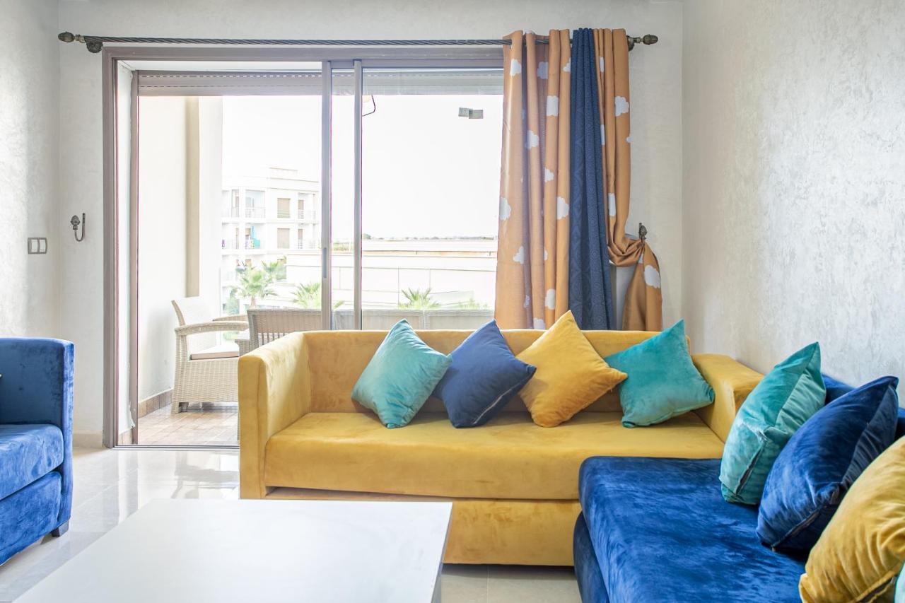 Magnifiques Appartements De Vacances 부즈니카 외부 사진