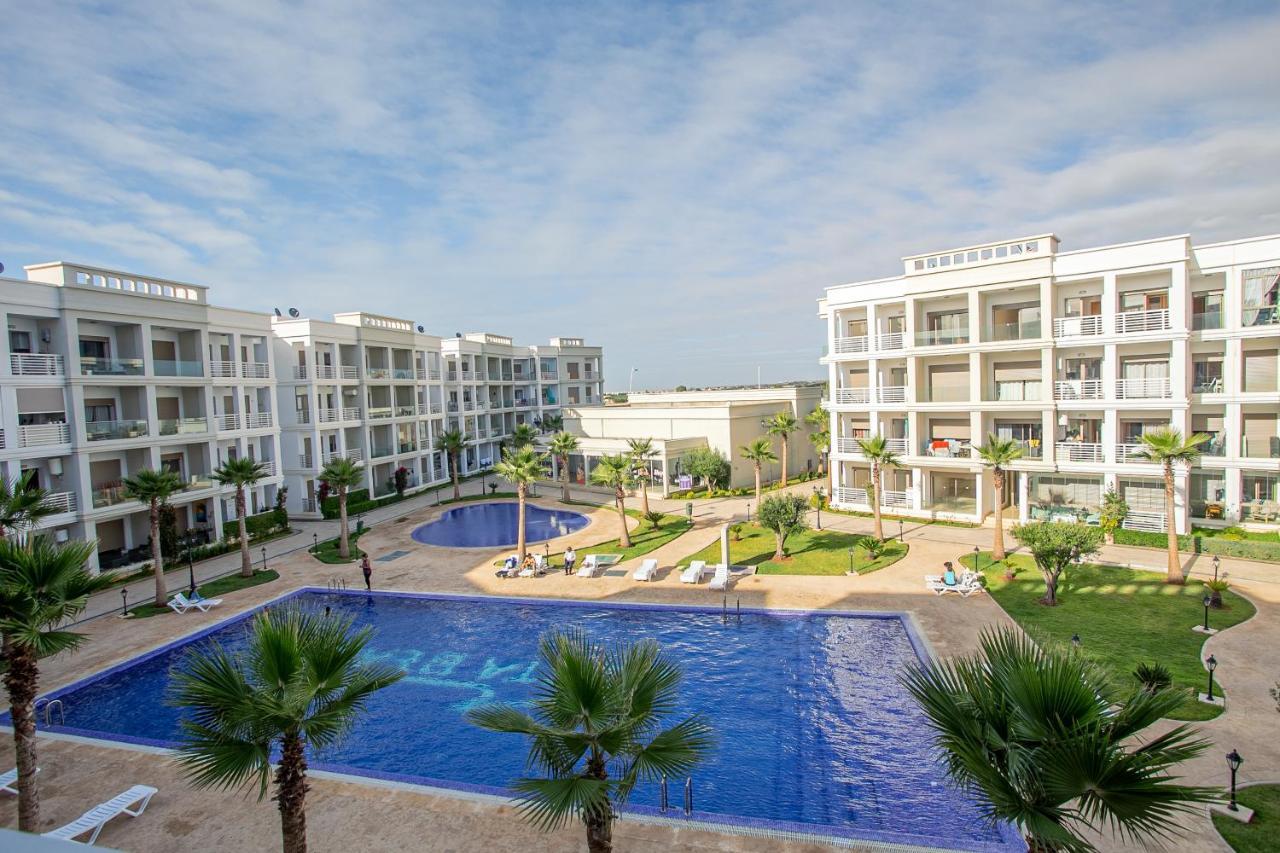 Magnifiques Appartements De Vacances 부즈니카 외부 사진